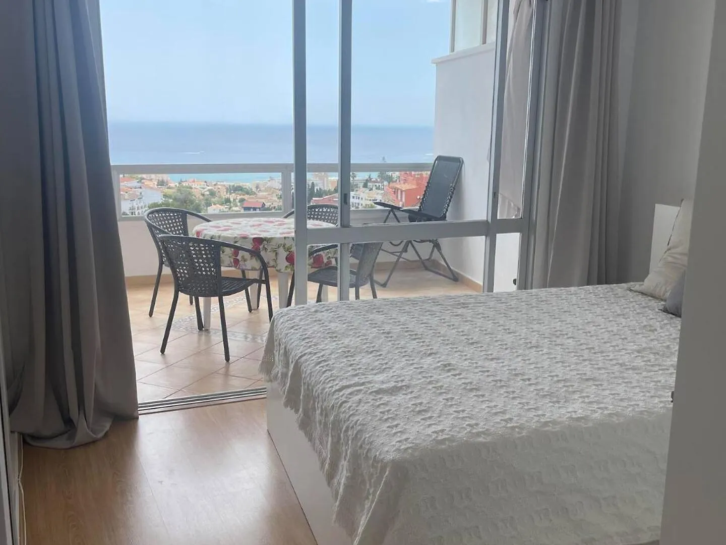 Best Sea View 1 Bedroom Costa Del Sol - Torreblanca, פואנגירולה